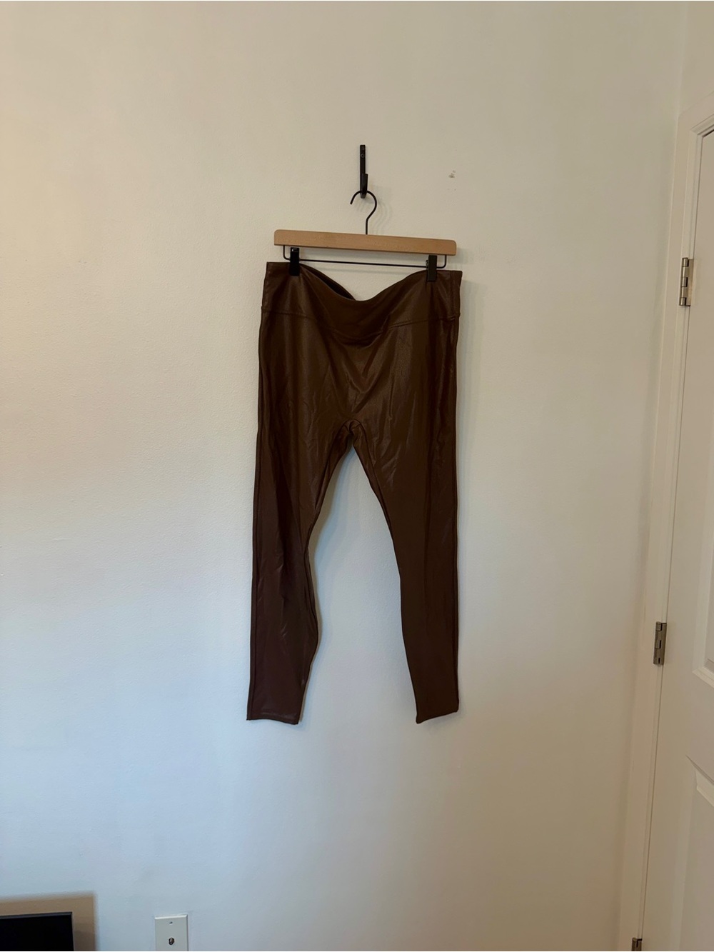 Shimmer High-Waist Leggings - Brown